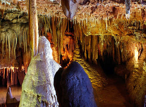 Baredine Cave