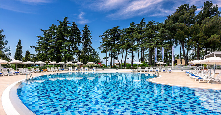 beach-pool-wellness